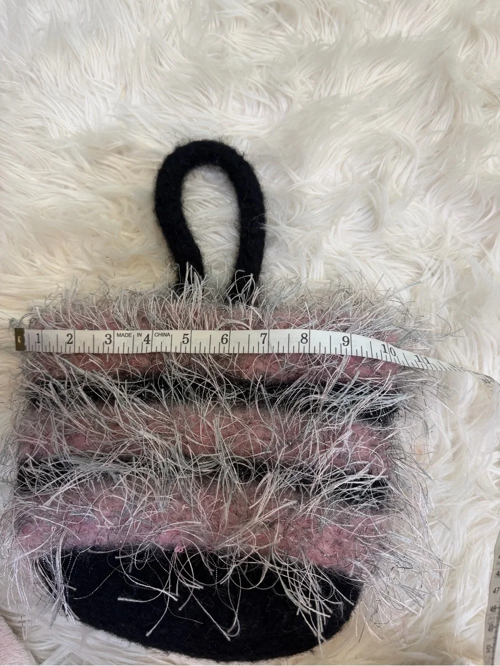 Unbranded wool soft